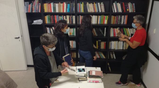 Una biblioteca delle donne è per… tutti